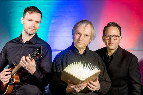 Theater ex libris: Pressefoto DER KLEINE PRINZ - Johannes Kraas (Musiker), Markus von Hagen, Christoph Tiemann